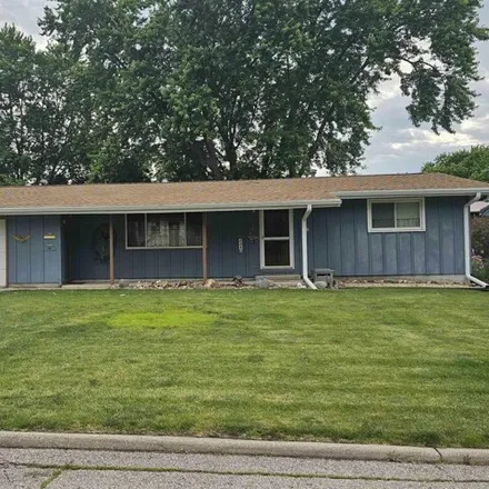 Buy this 2 bed house on 2310 Westview Ave in Waterloo, Iowa