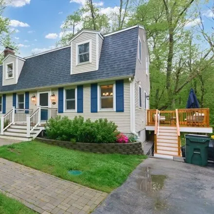 Buy this 3 bed house on 862 Summer Street in Franklin, MA 02038
