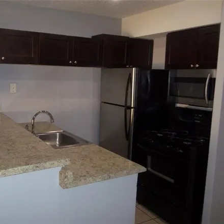 Image 4 - 5217 Tahoe Trail, Austin, TX 78745, USA - Apartment for rent