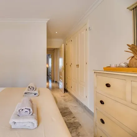 Rent this 2 bed apartment on Ambulatorio de Nueva Andalucia. in Avenida Gustavo Adolfo Bécquer, 29660 Marbella