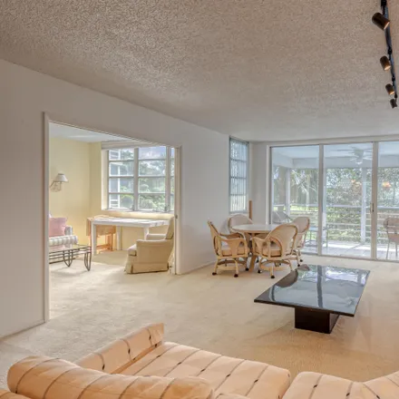 Image 3 - 802 Cypress Grove Lane, Pompano Beach, FL 33069, USA - Condo for sale