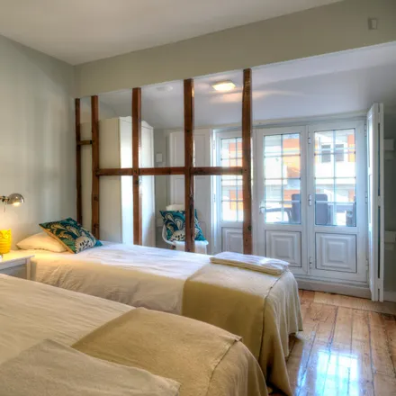 Rent this 5 bed apartment on Igreja Nossa Senhora do Resgate in Rua dos Anjos, 1150-034 Lisbon