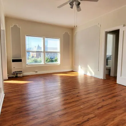 Image 7 - 867 Gramercy Drive, Los Angeles, CA 90005, USA - Apartment for rent