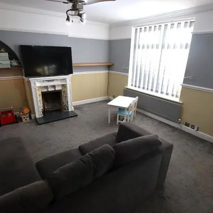 Image 7 - Rugby Road, London, RM9 4AX, United Kingdom - Apartment for rent