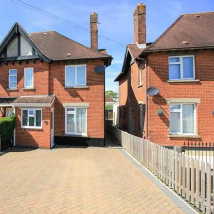 Buy this 3 bed duplex on Magnolia Road in Southampton, SO19 7LJ