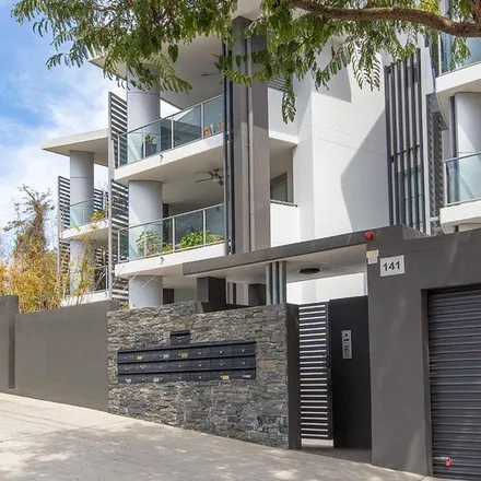 Image 2 - 141 Dornoch Terrace, Highgate Hill QLD 4101, Australia - Apartment for rent