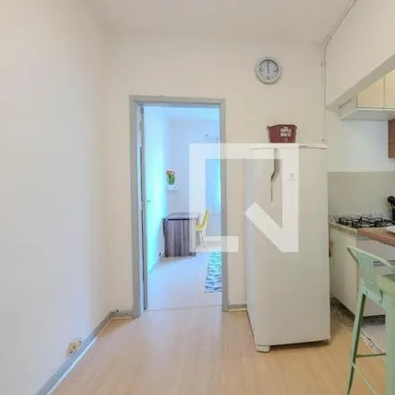 Rent this 1 bed apartment on Avenida Brigadeiro Luís Antônio 478 in República, São Paulo - SP