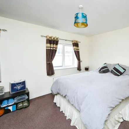 Image 7 - unnamed road, Huthwaite, NG17 2TH, United Kingdom - Townhouse for sale