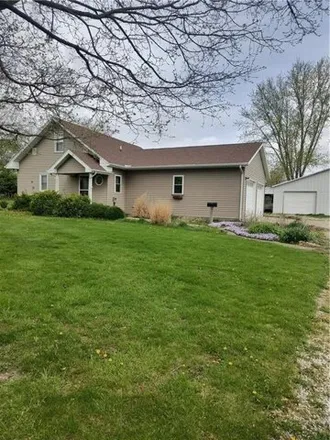 Buy this 4 bed house on 1105 West Steidl Road in Paris, IL 61944