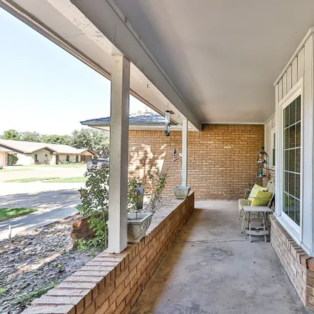 Image 3 - 3518 78th Drive, Lubbock, TX 79423, USA - House for sale