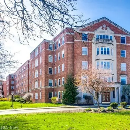 Rent this 2 bed condo on South Park Manor Condominiums in 13800 Fairhill Road, Shaker Heights