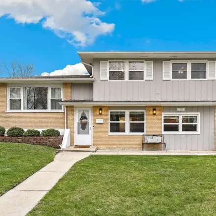 Buy this 3 bed house on 7747 163rd Place in Tinley Park, IL 60477