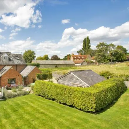 Buy this 5 bed house on Old Soar Road in Tonbridge and Malling, TN15 0QX