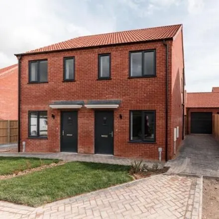 Buy this 2 bed duplex on Daisy Way in Louth, LN11 0FS