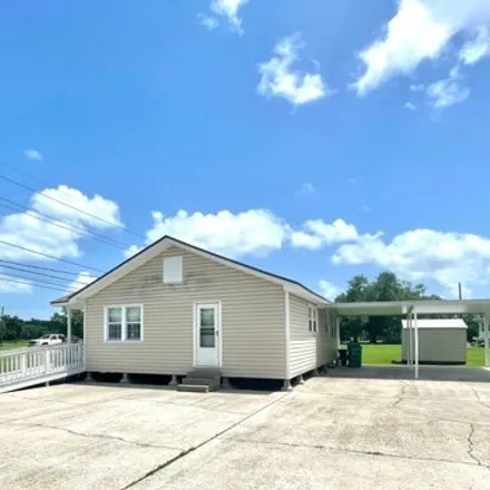 Image 3 - 105 Gerald Street, Assumption Parish, LA 70339, USA - House for sale