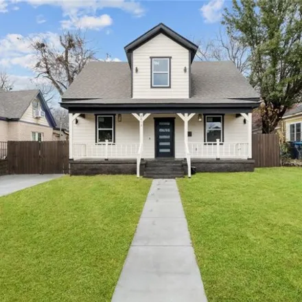 Buy this 4 bed house on 2413 Lincoln Avenue in Fort Worth, TX 76106