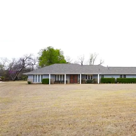 Buy this 3 bed house on 1828 North 7th Street in Perry, OK 73077