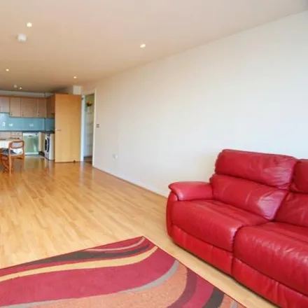 Image 3 - Nisa Local, Lancefield Quay, Glasgow, G3 8HA, United Kingdom - Apartment for rent