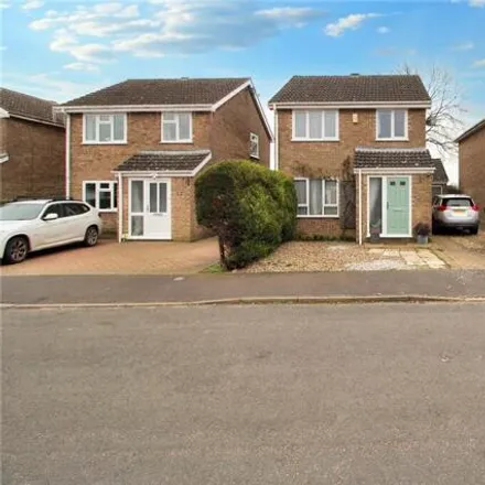Buy this 3 bed house on Stile Close in Mulbarton, NR14 8BH