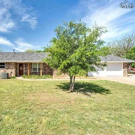 Image 1 - 280 East Sycamore Street, Holliday, Archer County, TX 76366, USA - House for sale