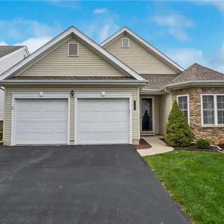 Image 3 - 2759 Terrwood Drive East, Lower Macungie Township, PA 18062, USA - House for sale