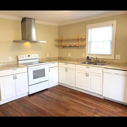 Rent this 1 bed room on 205 Mulberry Street in Greenville, SC 29601
