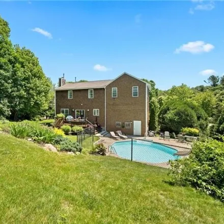 Image 5 - 229 Orchard Woods Drive, North Kingstown, RI 02874, USA - House for sale