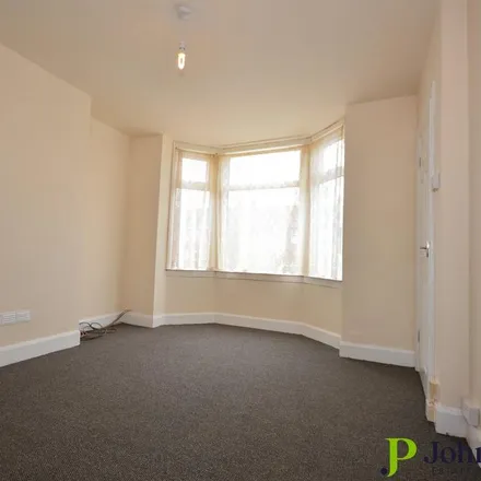 Image 7 - Nuffield Road, Coventry, CV6 7HU, United Kingdom - Townhouse for rent