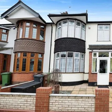 Buy this 3 bed townhouse on Woodbridge Road in London, IG11 9HG