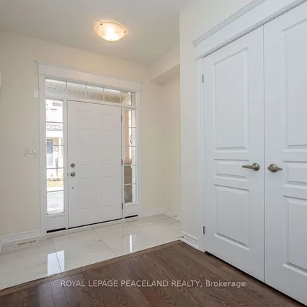 Rent this 3 bed townhouse on Thornapple Lane in Richmond Hill, ON L4E 0C9
