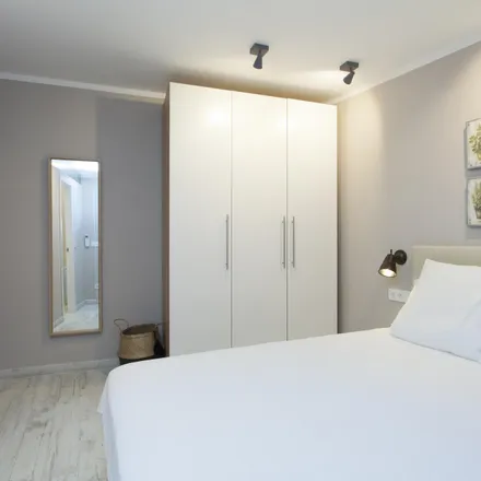 Rent this 2 bed apartment on Carrer del Consell de Cent in 155, 08001 Barcelona