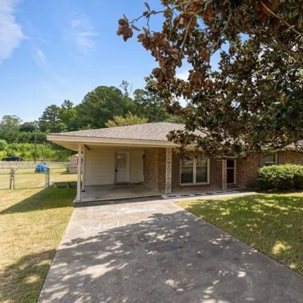 Buy this 3 bed house on 223 Elizabeth St in Wetumpka, Alabama