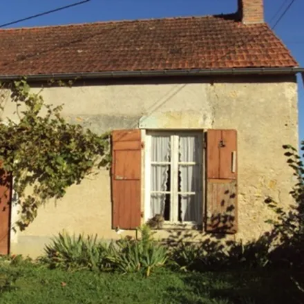 Rent this 1 bed house on Issoudun