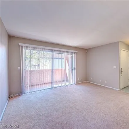 Image 2 - 1395 East Katie Avenue, Paradise, NV 89119, USA - Condo for rent