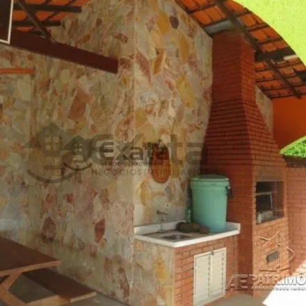 Buy this 5 bed house on Rodovia Presidente Castelo Branco in Recanto Maravilha III, Santana de Parnaíba - SP