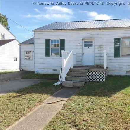 Buy this 2 bed house on 108 Pleasant Street in Point Pleasant, WV 25550