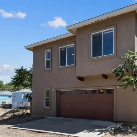 Buy this 2 bed house on 815 Roberts Street in Reno, NV 89502