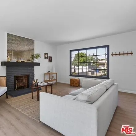 Image 4 - 7644 Bellaire Ave, North Hollywood, California, 91605 - House for sale