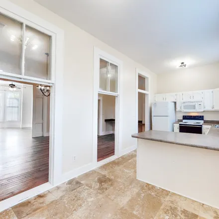 Image 3 - 207 East Duffy Street, Savannah, GA 31401, USA - Townhouse for sale