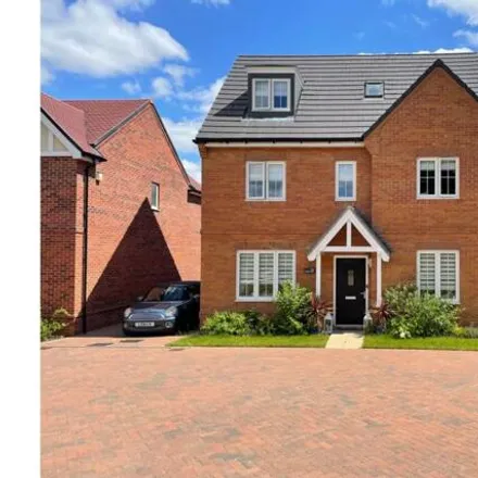 Buy this 5 bed house on Oxlip Road in Bentfield, CM24 8XS