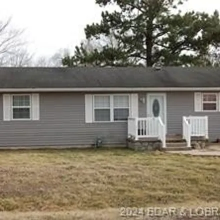 Buy this 3 bed house on North Jefferson Road in Versailles, Morgan County