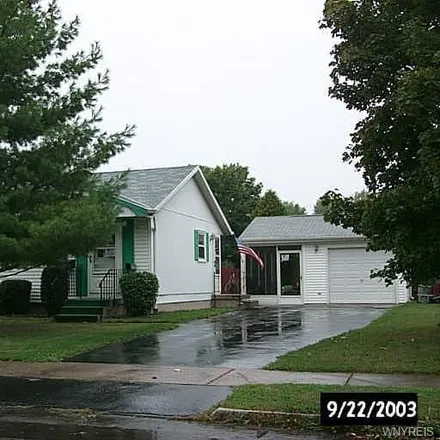 Image 1 - 1378 Caravelle Drive, Black Creek Village, City of Niagara Falls, NY 14304, USA - House for sale
