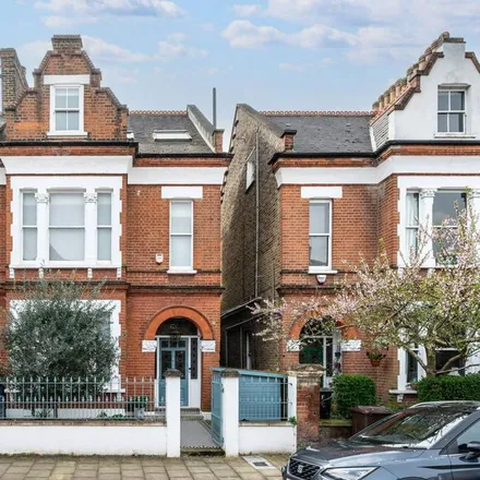 Image 1 - St. Mary's Grove, Strand-on-the-Green, London, W4 3LW, United Kingdom - Duplex for rent