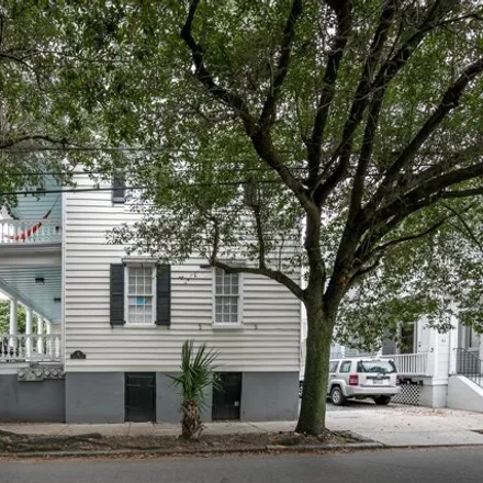 Buy this 28 bed house on Zeta Tau Alpha Sorority in 34 Coming Street, Charleston
