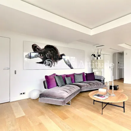 Image 5 - Ambassade du Niger, Rue de Longchamp, 75116 Paris, France - Apartment for rent