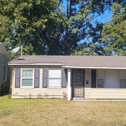 Rent this 3 bed house on 307 Parkdale Street in Rose City, North Little Rock