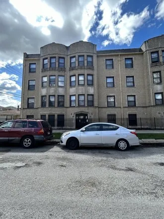 Rent this 1 bed house on 905-911 East 85th Street in Chicago, IL 60619