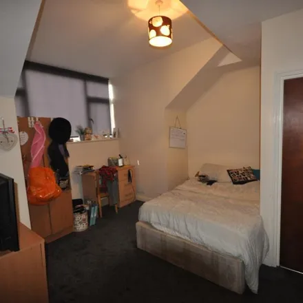 Image 3 - Back Meadow View, Leeds, LS6 1JQ, United Kingdom - Townhouse for rent