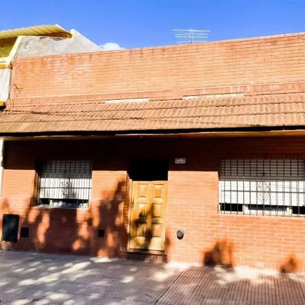 Image 2 - Segurola 2296, Monte Castro, C1407 GPO Buenos Aires, Argentina - House for sale