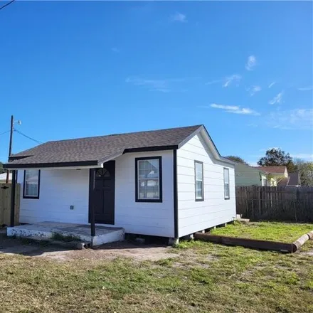 Rent this 2 bed house on 985 Talmadge Drive in Corpus Christi, TX 78418